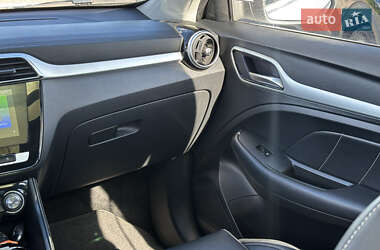 Внедорожник / Кроссовер MG ZS EV 2021 в 