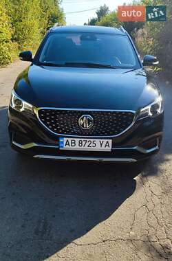 Позашляховик / Кросовер MG ZS EV 2019 в  фото 2 Позашляховик / Кросовер MG ZS EV 2019 в