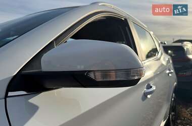 Позашляховик / Кросовер MG ZS EV 2021 в  фото 6 Позашляховик / Кросовер MG ZS EV 2021 в