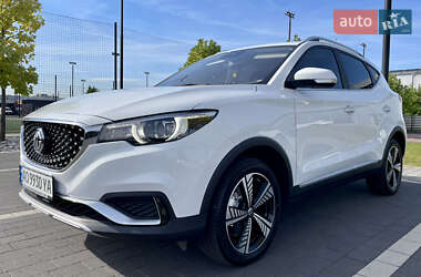 Внедорожник / Кроссовер MG ZS EV 2021 в 