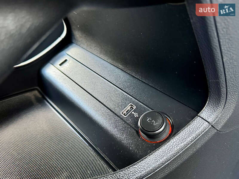 Позашляховик / Кросовер MG ZS EV 2020 в Дрогобичі фото 88 Позашляховик / Кросовер MG ZS EV 2020 в Дрогобичі