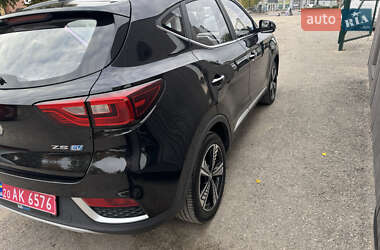 Внедорожник / Кроссовер MG ZS EV 2020 в 