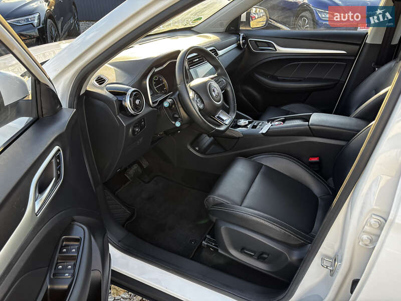 Внедорожник / Кроссовер MG ZS EV 2021 в Львове