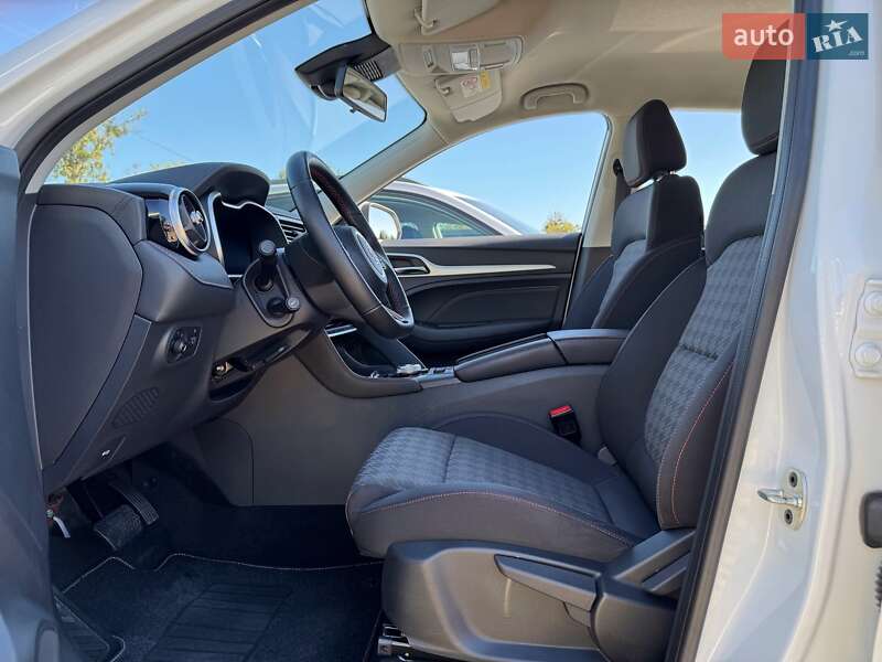 Внедорожник / Кроссовер MG ZS EV 2021 в Львове