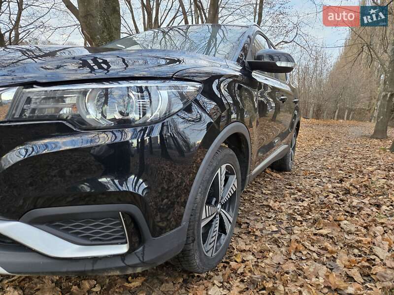 Позашляховик / Кросовер MG ZS EV 2019 в Вінниці