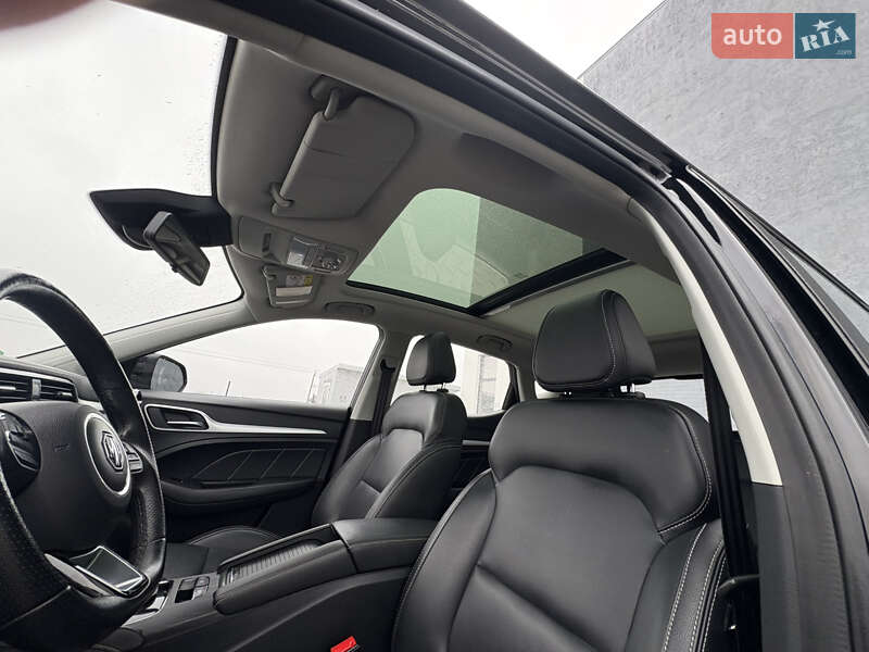 Позашляховик / Кросовер MG ZS EV 2020 в Львові