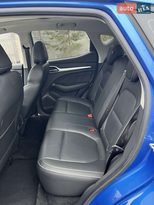 Внедорожник / Кроссовер MG ZS EV 2019 в Кременце