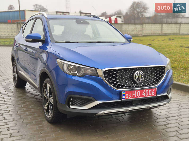MG ZS EV 2019