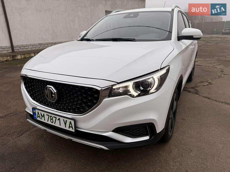 Внедорожник / Кроссовер MG ZS EV 2021 в Житомире