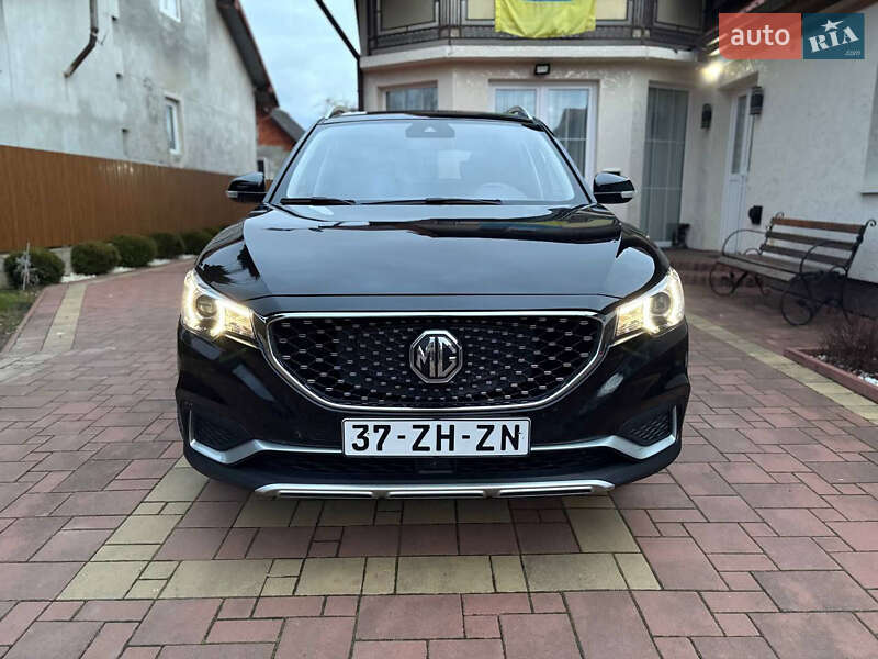 Внедорожник / Кроссовер MG ZS EV 2019 в Стрые