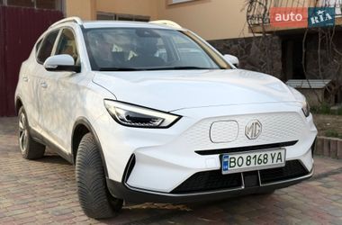 Внедорожник / Кроссовер MG ZS EV 2022 в Бережанах