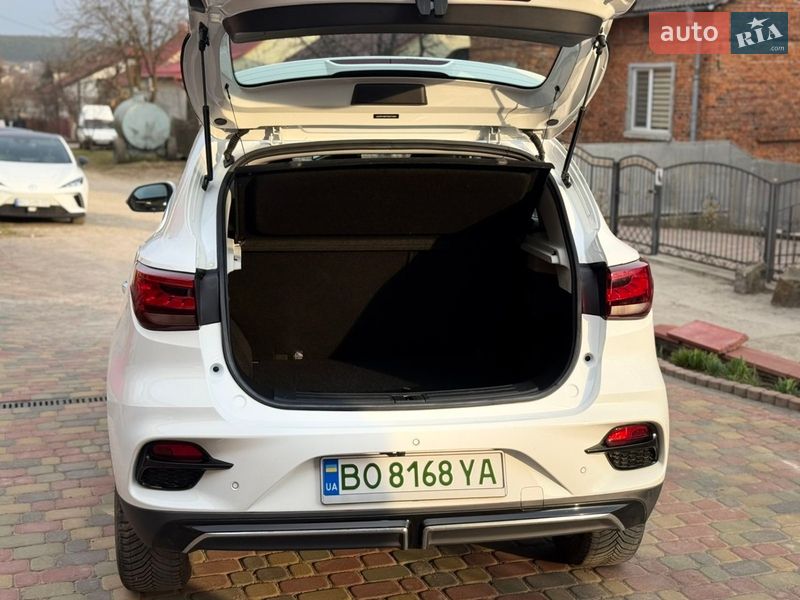 Позашляховик / Кросовер MG ZS EV 2022 в Бережанах