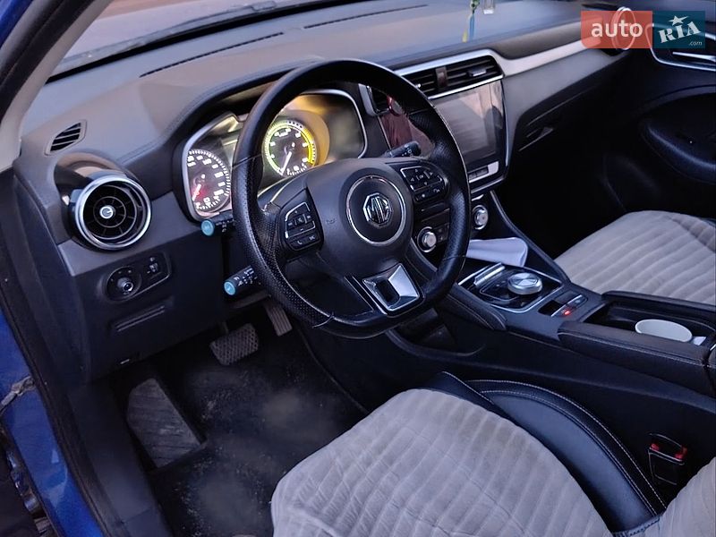 Внедорожник / Кроссовер MG ZS EV 2022 в Черкассах