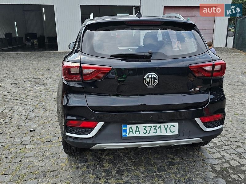 Внедорожник / Кроссовер MG ZS EV 2020 в Киеве фото 4 Внедорожник / Кроссовер MG ZS EV 2020 в Киеве