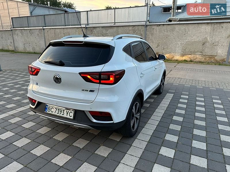 Позашляховик / Кросовер MG ZS EV 2020 в Стрию