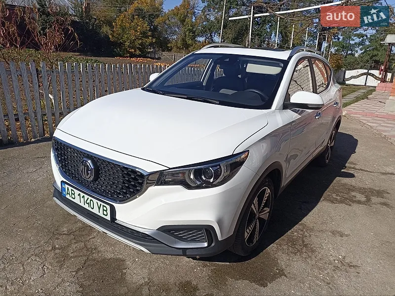 MG ZS EV 2020