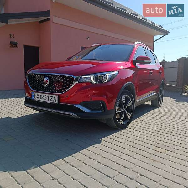 Седан MG ZS 2021 в Волочиске