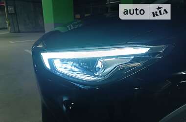 Седан MG ZS 2021 в 