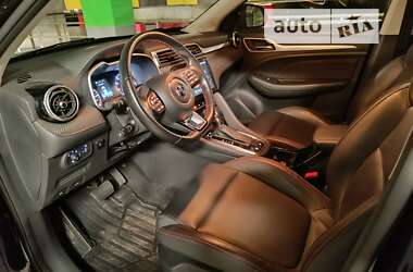 Седан MG ZS 2021 в 