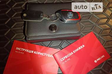 Седан MG ZS 2021 в 