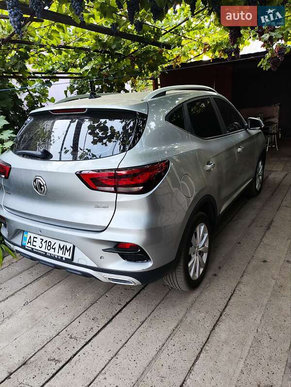 Седан MG ZS 2023 в Павлограде