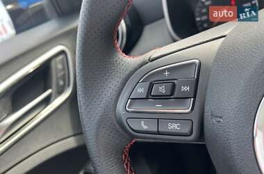 Внедорожник / Кроссовер MG ZS 2023 в 