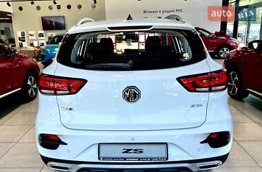 Внедорожник / Кроссовер MG ZS 2024 в 