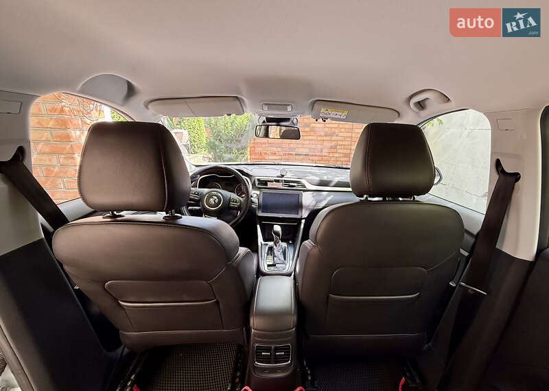 Внедорожник / Кроссовер MG ZS 2021 в Киеве