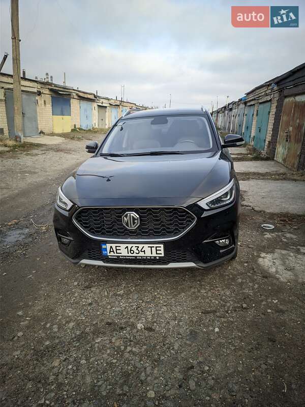 Внедорожник / Кроссовер MG ZS 2021 в Вольногорске