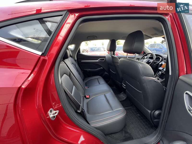 Внедорожник / Кроссовер MG ZS 2021 в Киеве