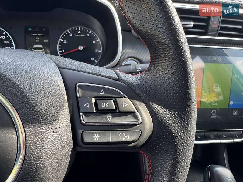 Внедорожник / Кроссовер MG ZS 2021 в Днепре
