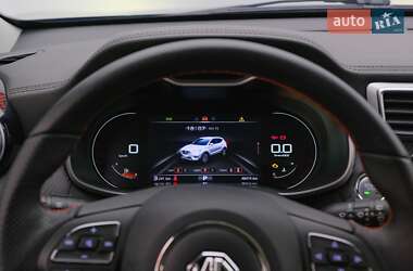 Позашляховик / Кросовер MG ZS 2022 в 