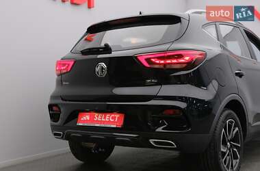 Позашляховик / Кросовер MG ZS 2022 в 