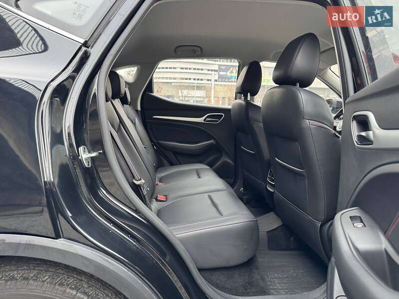 Внедорожник / Кроссовер MG ZS 2021 в Днепре