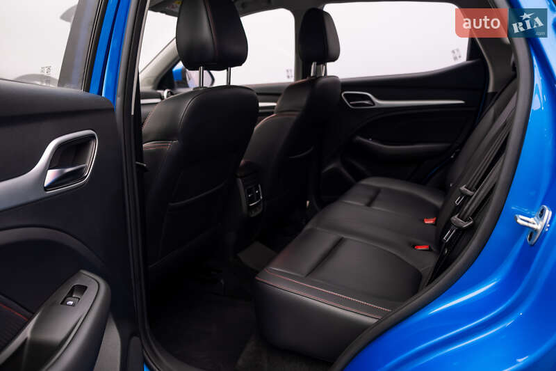 Внедорожник / Кроссовер MG ZS 2021 в Киеве