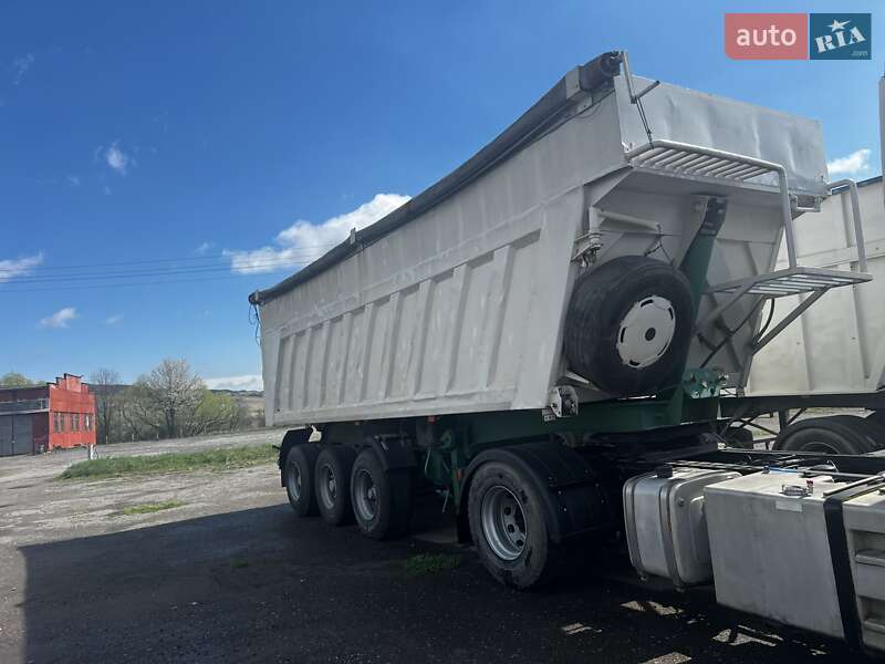 Самоскид напівпричіп Minerva Euro 2002 в Рогатині