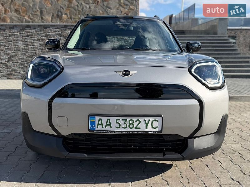 Внедорожник / Кроссовер MINI Aceman 2024 в Хотине