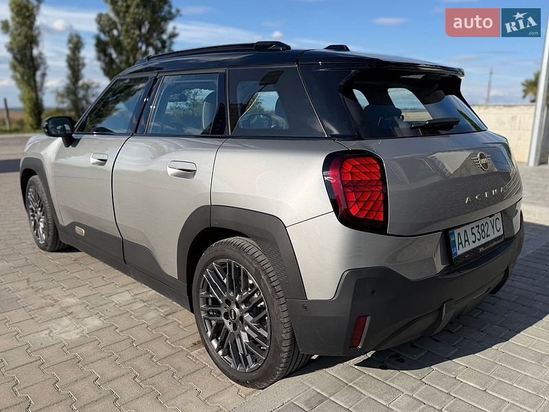 Внедорожник / Кроссовер MINI Aceman 2024 в Хотине