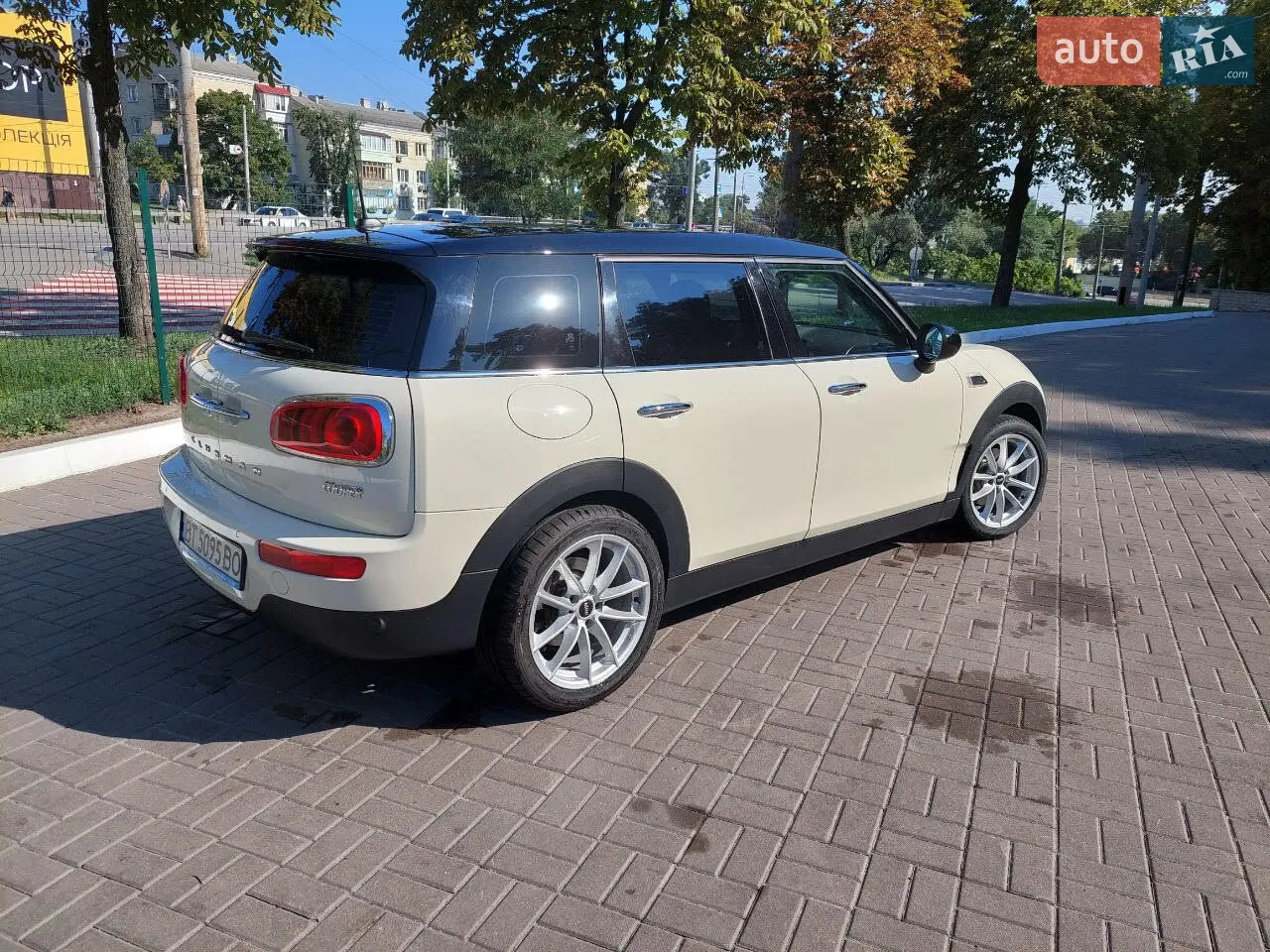2017 MINI Clubman - мініатюра 23