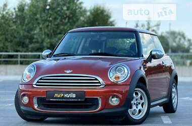 Универсал MINI Clubman 2011 в Киеве