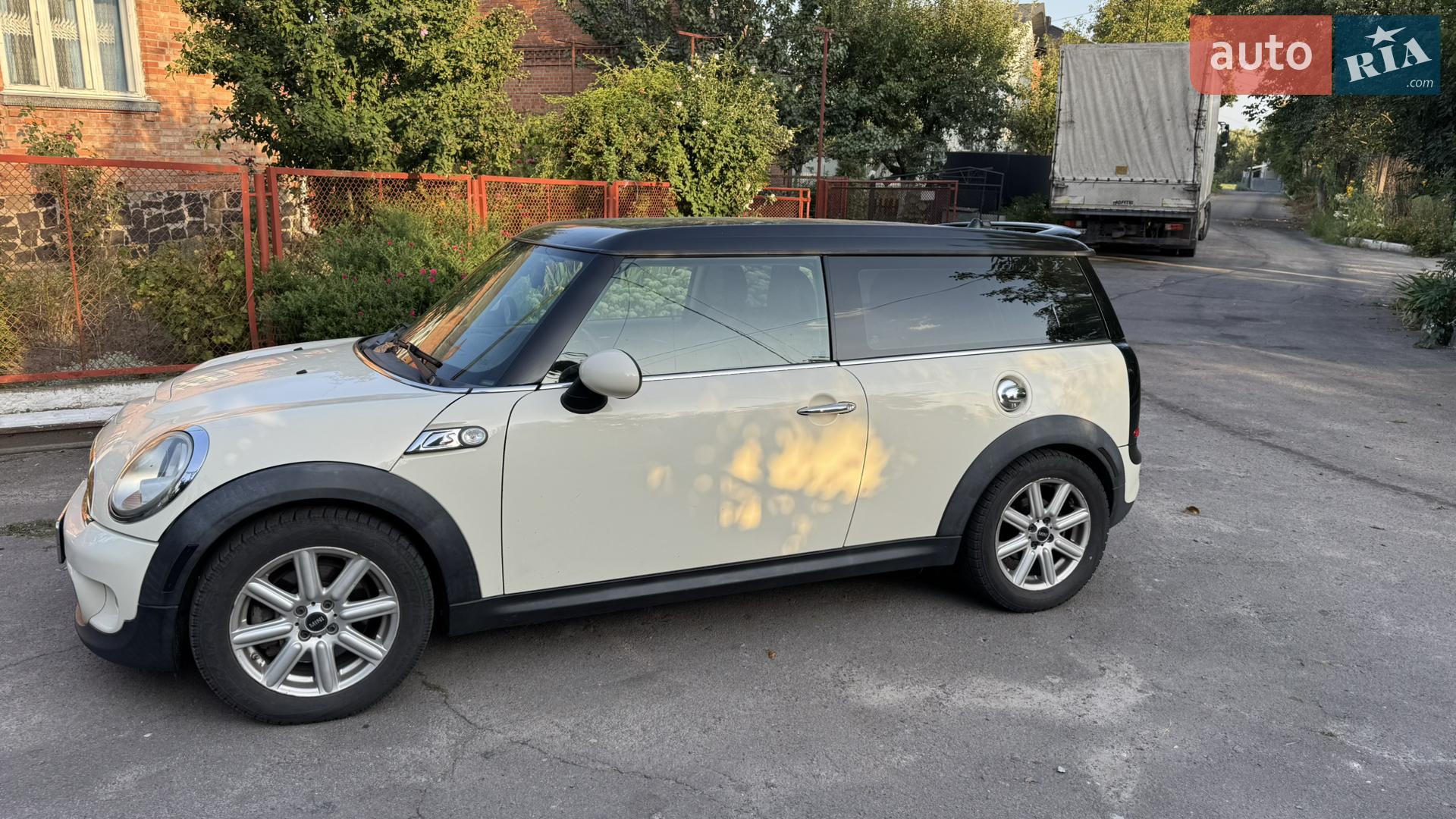 2011 MINI Clubman - мініатюра 3