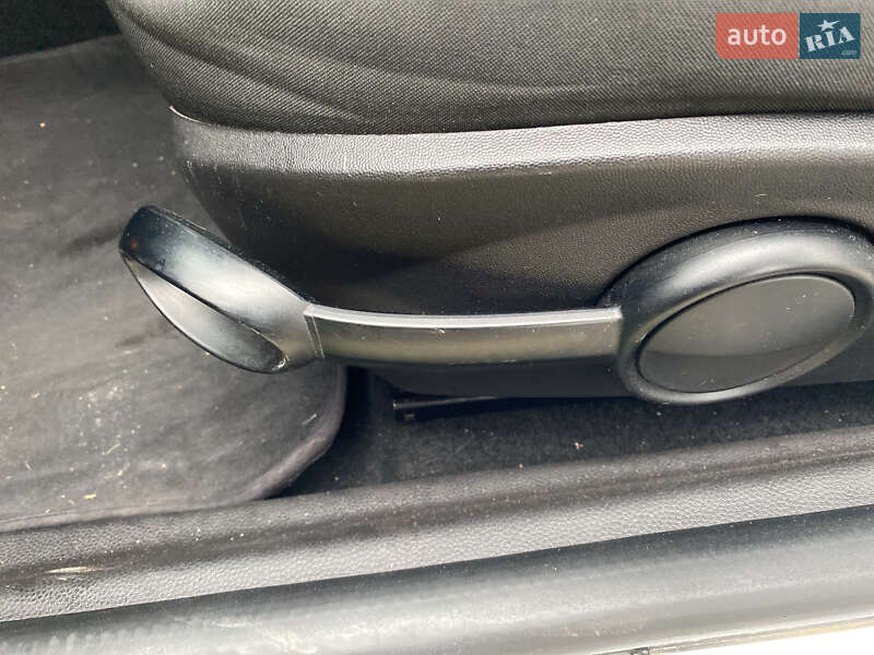 Хэтчбек MINI Clubman 2011 в Каменец-Подольском фото 8 Хэтчбек MINI Clubman 2011 в Каменец-Подольском