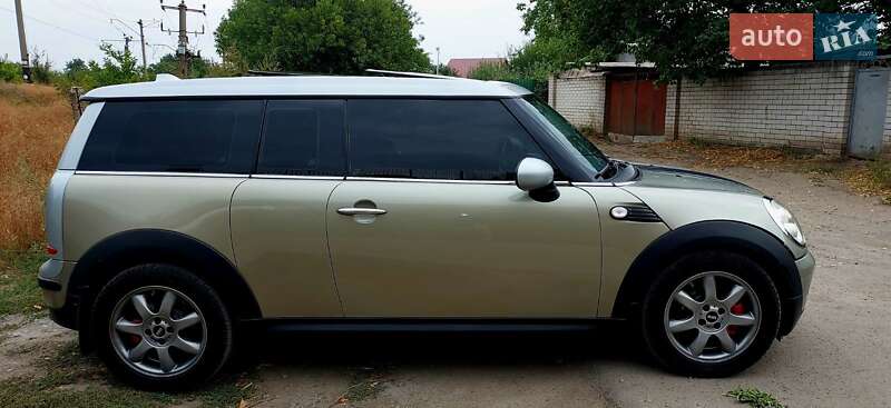 Универсал MINI Clubman 2009 в Новомосковске фото 12 Универсал MINI Clubman 2009 в Новомосковске
