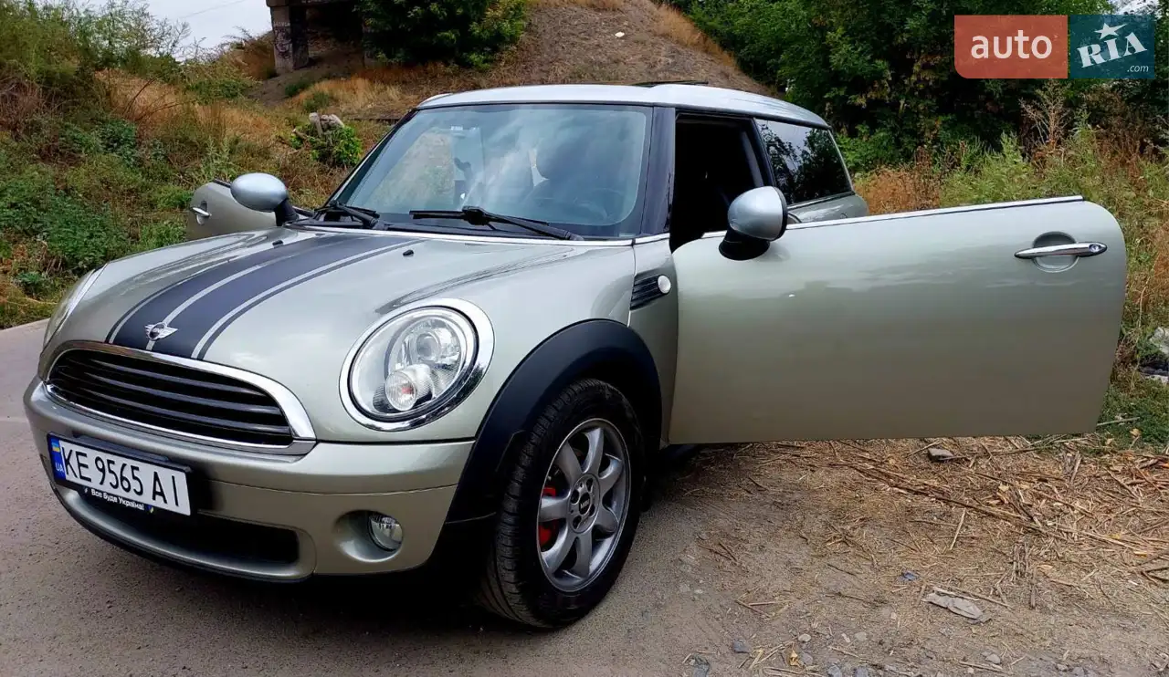 2010 MINI Clubman - мініатюра 45