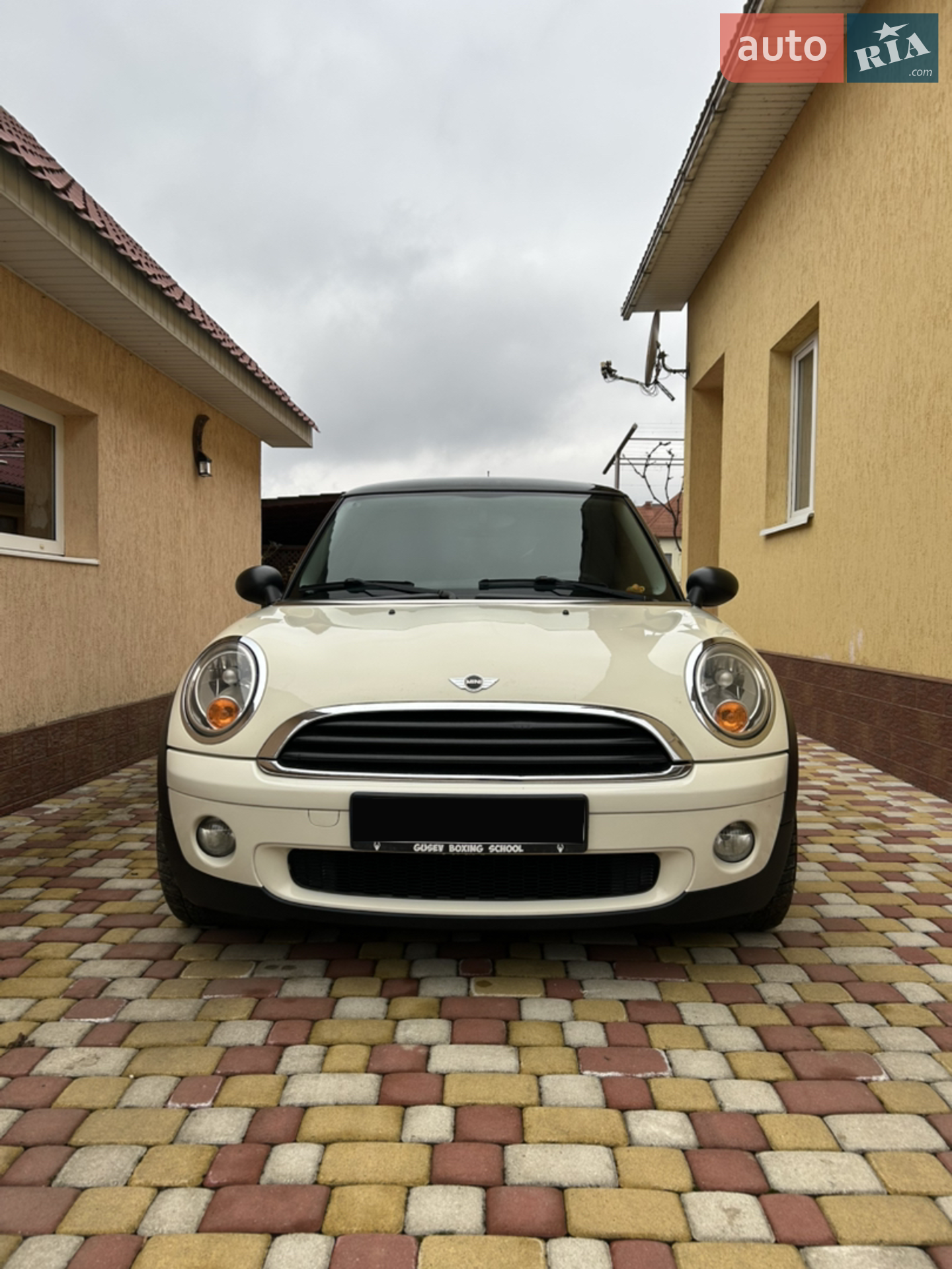 2010 MINI Clubman - мініатюра 2