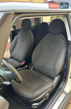 Универсал MINI Clubman 2010 в 