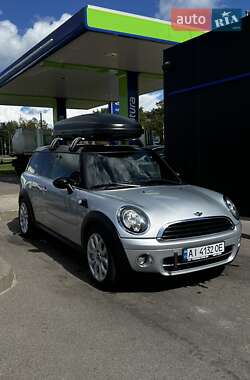 Универсал MINI Clubman 2010 в 