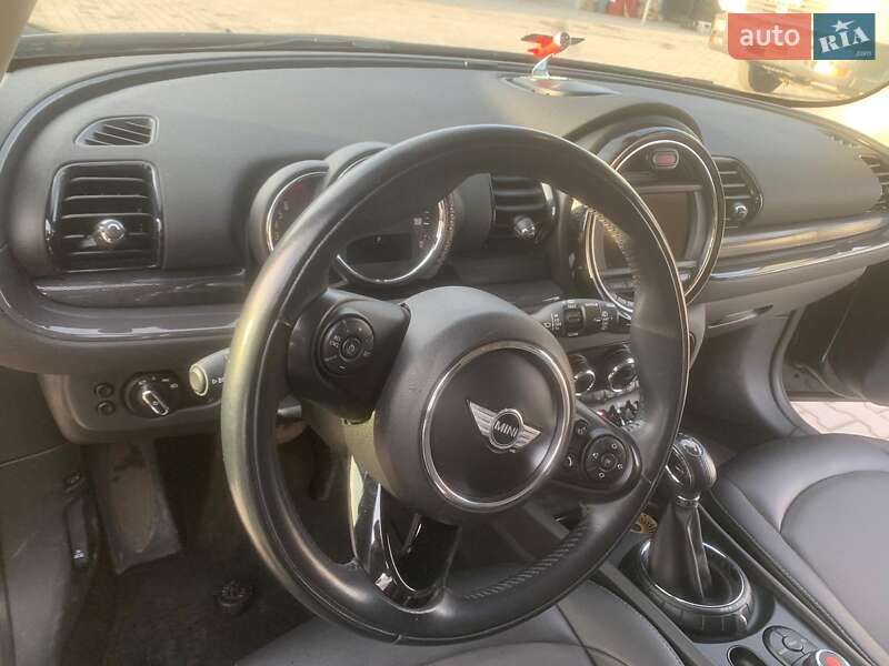 Универсал MINI Clubman 2017 в Староконстантинове