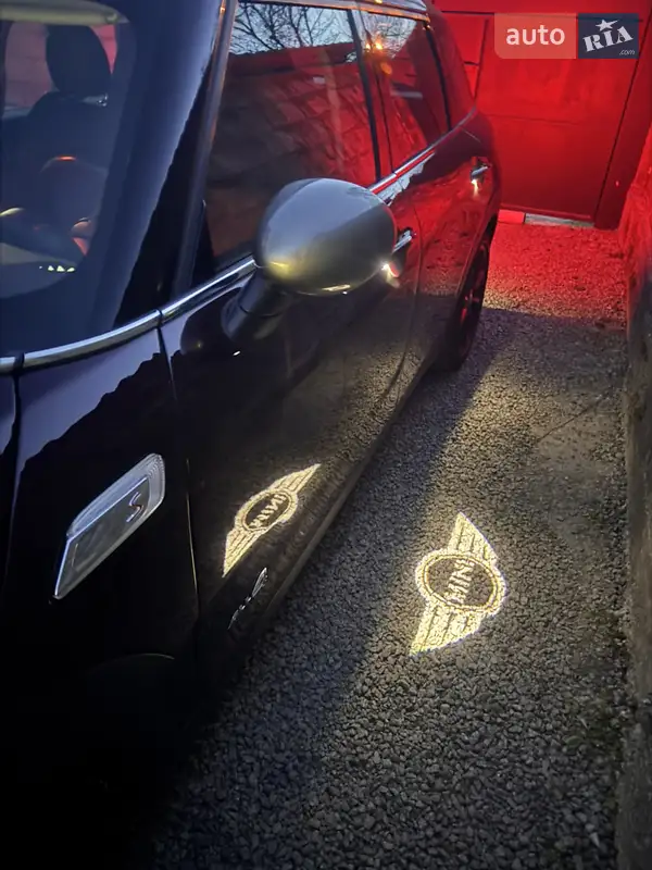 Универсал MINI Clubman 2016 в 