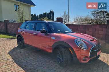 Универсал MINI Clubman 2020 в 